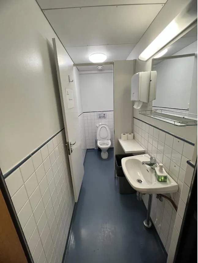 Office House Services 219 Ελσίνκι Hostel